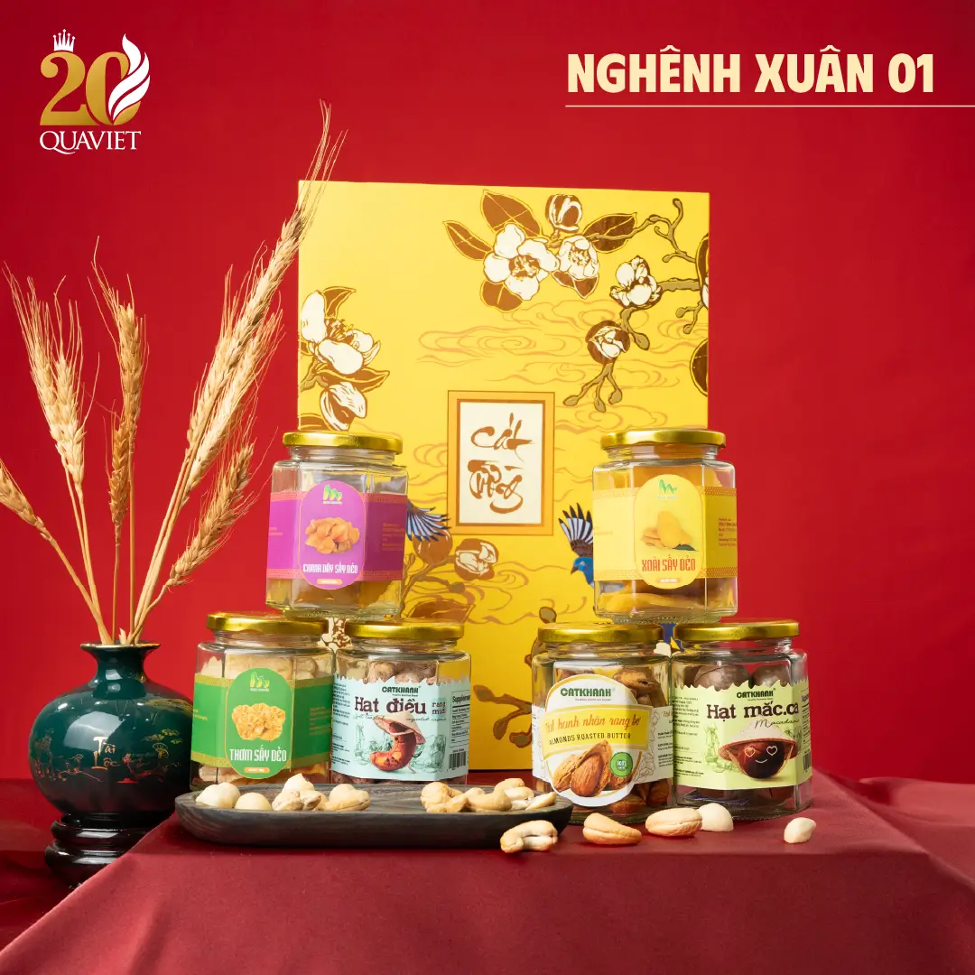 HỘP QUÀ TẾT NGHÊNH XUÂN 01